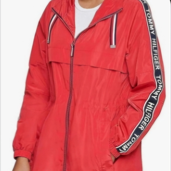 NWOT TOMMY HILFIGER ESSENTIAL HOODED WINDBREAKER- RAIN JACKET SIZE LARGE - Picture 3 of 15